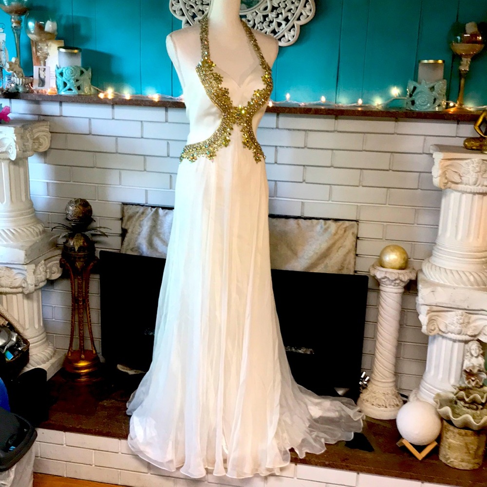 Dave & Johnny White/Gold Gown
